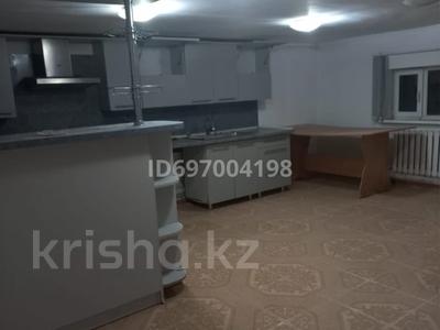 Жеке үй · 10 бөлме · 600 м² · 8 сот., Карынбаева 51, бағасы: 1 млн 〒 в Атырау, мкр Мирас