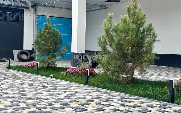 Отдельный дом · 9 комнат · 370 м² · 12.5 сот., Мустафа Шокай 89 — Угол ул. Мусрепова за 159 млн 〒 в  — фото 6