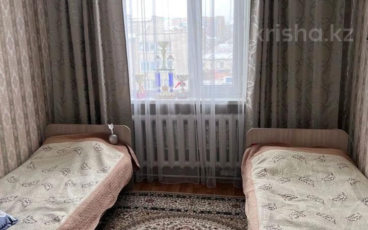 4-комнатная квартира, 80 м², 6/6 этаж, Момышулы 60