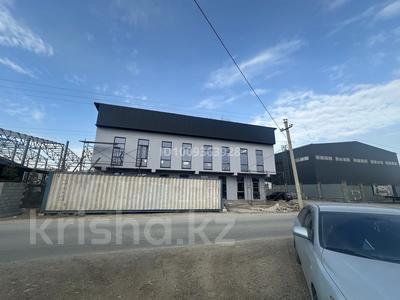 Жеке үй · 5 бөлме · 540 м² · 4.2 сот., Рахымбаева 51б — М-н Куат ул Рахымбаева 51 б- кг. ул Астана, район магазин Астана, перед пром базой, бағасы: 99 млн ₸ в 