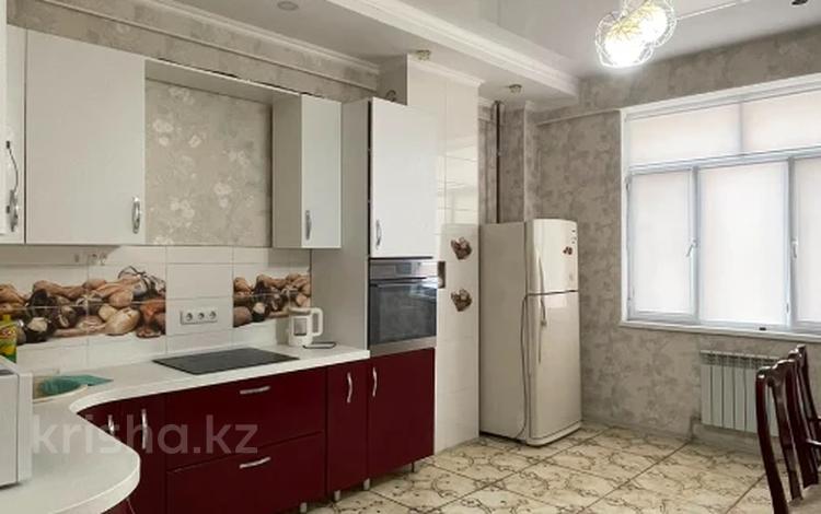 2-комнатная квартира · 82 м² · 6/11 этаж, 16-й мкр 55 за 21.5 млн ₸ в Актау — фото 8