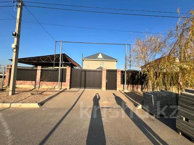 Отдельный дом · 6 комнат · 200 м² · 10 сот., Мкр Арна 141 за 62 млн 〒 в Конаеве