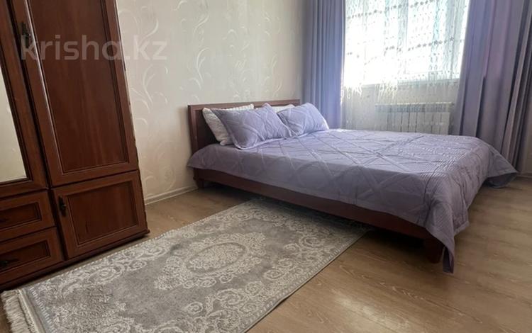 2-бөлмелі пәтер · 60 м² · 3/9 қабат, Болашақ ш/а. 131, бағасы: 10 000 ₸ в Актобе, мкр Болашак — фото 2