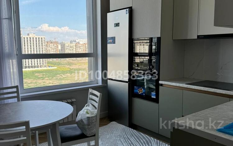 2-бөлмелі пәтер · 70 м² · 8 қабат, Сыганак 24, бағасы: 53.5 млн ₸ в Астане, Нура р-н — фото 2