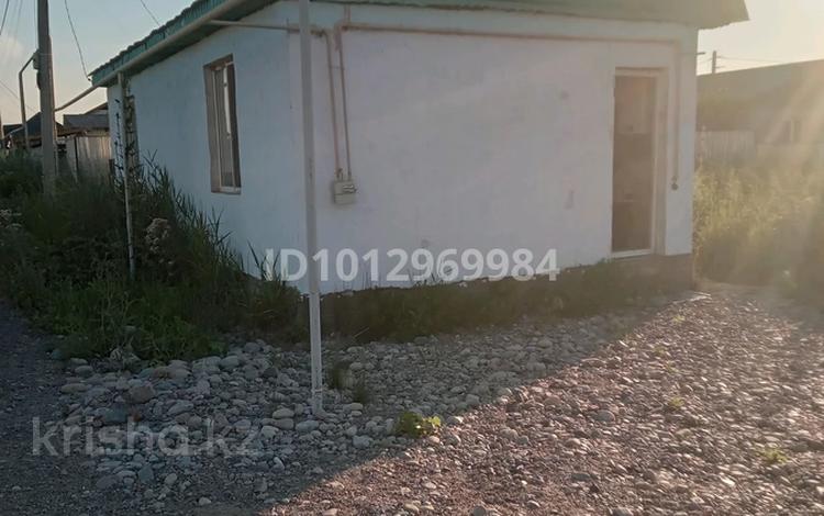 Отдельный дом · 2 комнаты · 50 м² · 4 сот., Жолбарыс улы 9 — Альфараби за 15 млн ₸ в Байсерке — фото 2