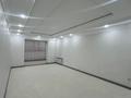 3-бөлмелі пәтер · 110 м² · 2/6 қабат, 34-й мкр 1, бағасы: 38 млн ₸ в Актау — фото 7
