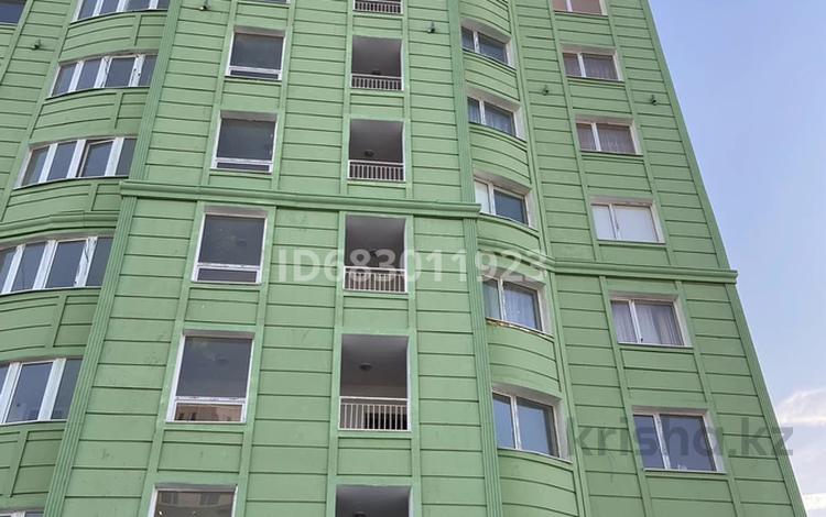 3-комнатная квартира, 88.5 м², 6/12 этаж помесячно, Жана кала 11 23/3 — Бекзат Саттарханов пен 11коше киылысы