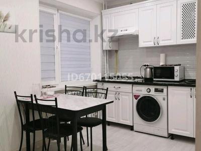 2-комнатная квартира, 65 м², 3/4 этаж посуточно, 1-й мкр 20 за 7 000 〒 в Актау, 1-й мкр