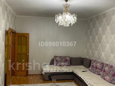 3-бөлмелі пәтер, 70 м², 3/5 қабат, Карасу 28 — ул. Рашидова 21 мкр, бағасы: 26.5 млн 〒 в Шымкенте