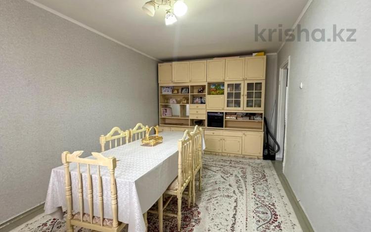 4-бөлмелі пәтер · 77 м² · 4/5 қабат, Самал, бағасы: 25 млн ₸ в Талдыкоргане, мкр Самал — фото 25