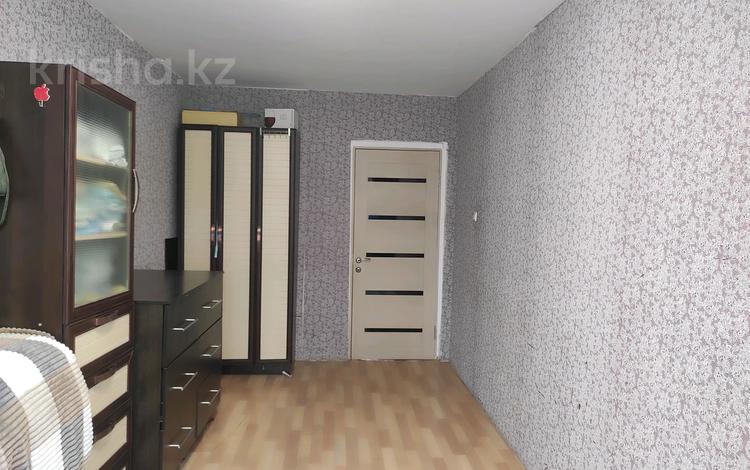 3-комнатная квартира, 59 м², 3/4 этаж, мкр №1 — Улугбека Саина