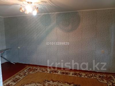2-бөлмелі пәтер · 50 м² · 5/5 қабат, Независимости 31 — Магазин чемпион, бағасы: 6 млн ₸ в Сатпаев