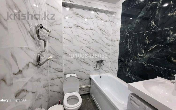1-бөлмелі пәтер · 55 м² · 1/9 қабат, мкр Нурсая 114 — Школа 36,38,40, бағасы: 230 000 ₸ в Атырау — фото 2