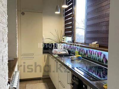 2-бөлмелі пәтер · 68 м² · 1/19 қабат, Брусиловского 159, бағасы: 300 000 ₸ в Алматы, Алмалинский р-н
