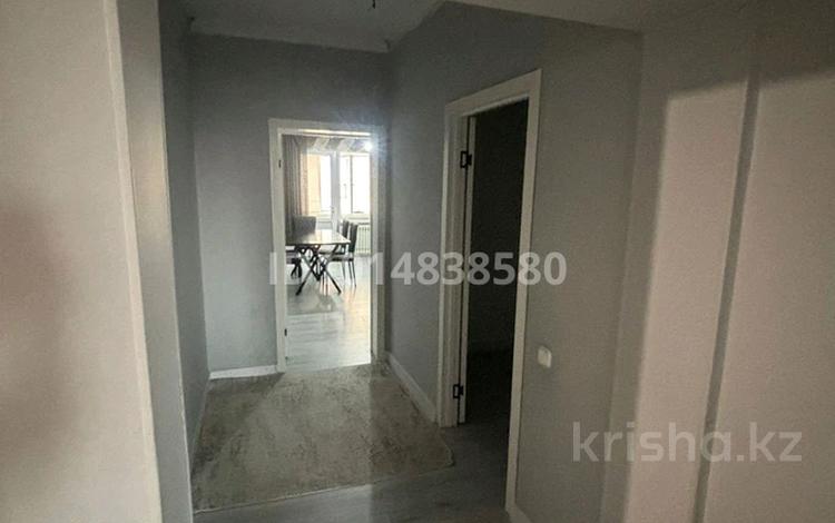 2-комнатная квартира · 76 м² · 5/16 этаж, мкр Шугыла, Жуалы 1 за 250 000 ₸ в Алматы, Наурызбайский р-н — фото 2