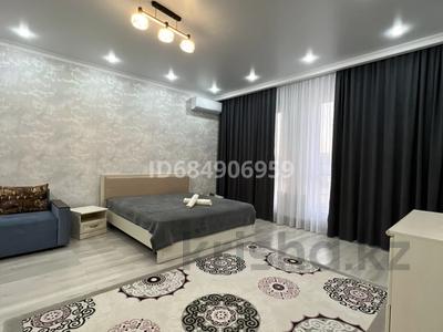 1-бөлмелі пәтер · 62 м² · 4/11 қабат, 4А мкр 60 — Ресторан «Карвон», бағасы: 350 000 ₸ в Актау