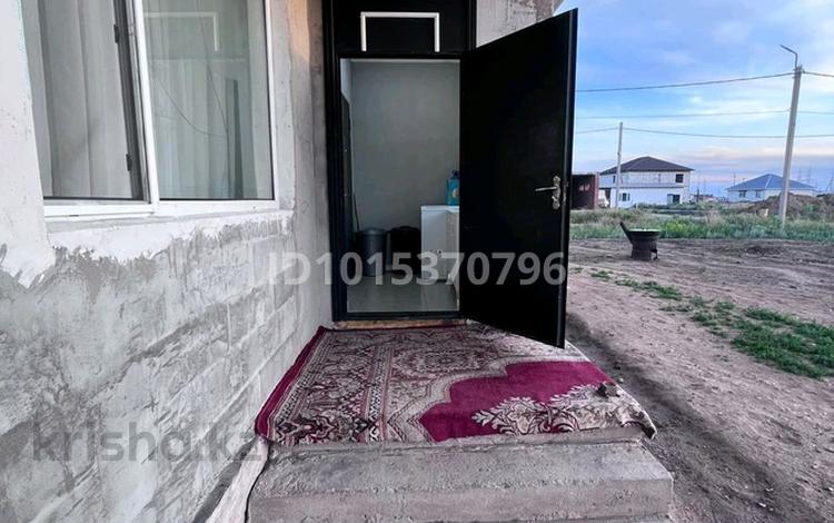 Отдельный дом · 3 комнаты · 70 м² · 10 сот., 18 162 — Угловой 69 и 18 улица за 28.5 млн ₸ в Талапкер  — фото 2