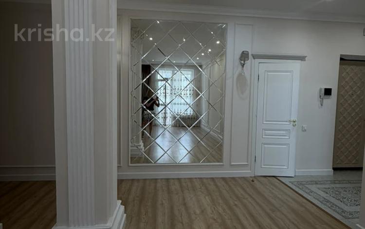 3-комнатная квартира · 105 м² · 3/6 этаж, Кабанбай батыра 60/15 за 75 млн ₸ в Астане, Есильский р-н — фото 2