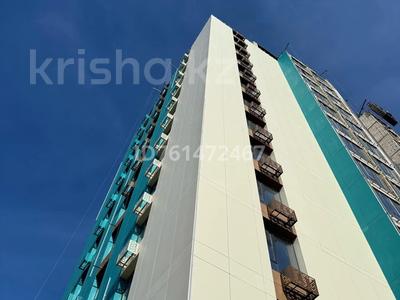 2-бөлмелі пәтер · 82.5 м² · 6/13 қабат, Шамина 2б, бағасы: 37 млн ₸ в Атырау, мкр Жилгородок