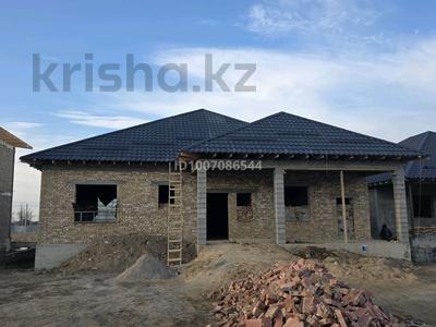 Отдельный дом · 4 комнаты · 230 м² · 8 сот., Тамды 9 — Көшенің кіре берісі за 30 млн 〒 в Узынагаш