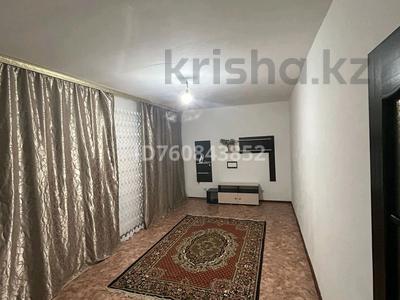 Аренда квартир в Актюбинской обл.: 1-комнатная квартира · 42 м² · 1/9 этаж, Нур Актобе, 4 мкрн 14 за 80 000 〒 1-комнатная квартира · 42 м² · 1/9 этаж, Нур Актобе, 4 мкрн 14 за 80 000 〒