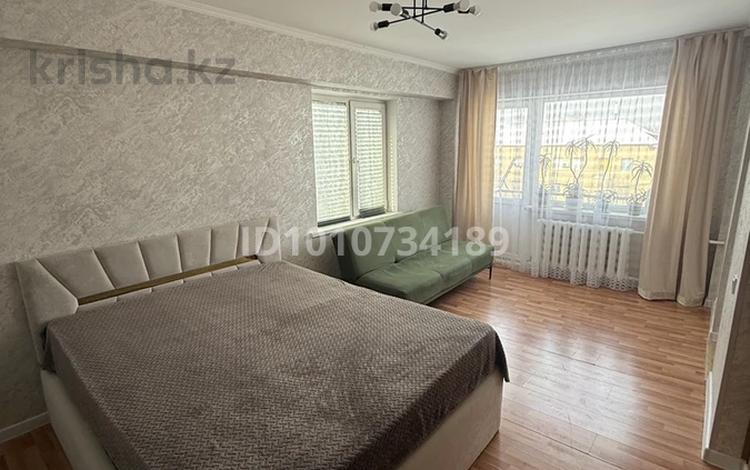 1-комнатная квартира · 30 м² · 5/5 этаж, Тимирязева 182 за 180 000 ₸ в Усть-Каменогорске, Ульбинский — фото 2