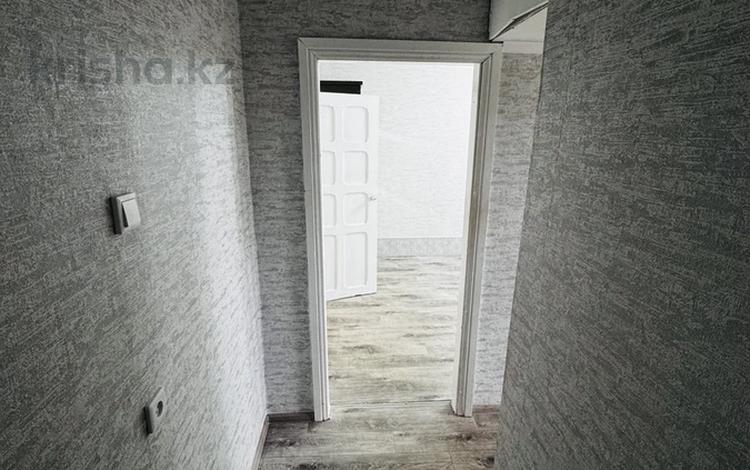 2-бөлмелі пәтер · 43.2 м² · 3/5 қабат, Дуйсенбаева 30, бағасы: 11.5 млн ₸ в Экибастузе — фото 2