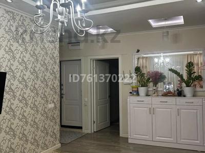 4-комнатная квартира · 90 м² · 2/5 этаж, 27-й мкр 32 за 35 млн ₸ в Актау