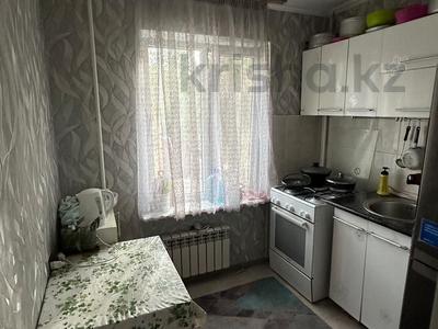 3-бөлмелі пәтер · 65 м² · 3/5 қабат, мкр Аксай-2 5, бағасы: 280 000 ₸ в Алматы, Ауэзовский р-н