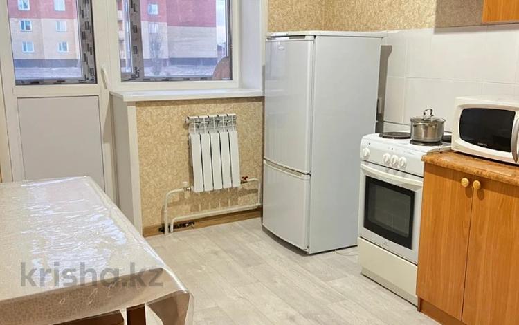 1-комнатная квартира, 32 м², 1 этаж, Торайгырова 109