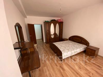 2-бөлмелі пәтер, 71 м², 2/5 қабат ай сайын, Мкр Тулпар 2 78/1, бағасы: 160 000 〒 в Атырау