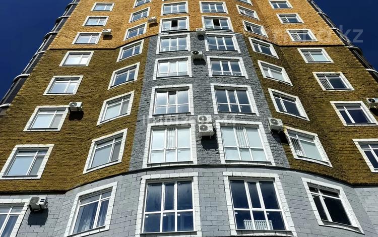 2-комнатная квартира · 70 м² · 12/14 этаж, мкр 11 144б корпус 3 за 27.5 млн ₸ в Актобе — фото 2