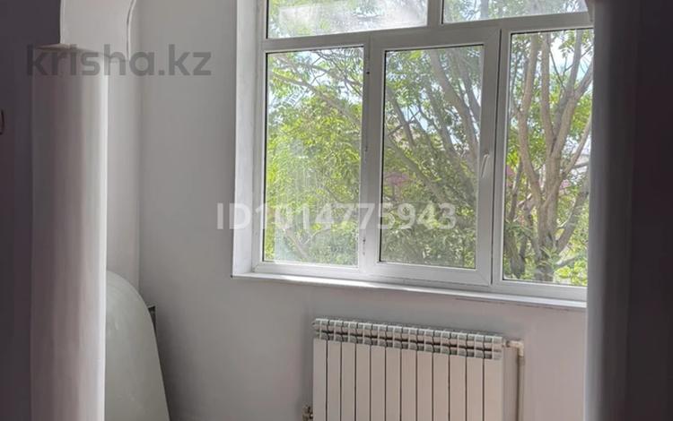 3-бөлмелі пәтер · 62 м² · 2/5 қабат, Кабанбай батыр 24 — ЖД больница, бағасы: 24 млн ₸ в Шымкенте, Аль-Фарабийский р-н — фото 2