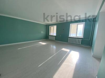 5-комнатная квартира · 183 м² · 5/6 этаж, мкр Центральный, Канцева 3 а за 48 млн 〒 в Атырау