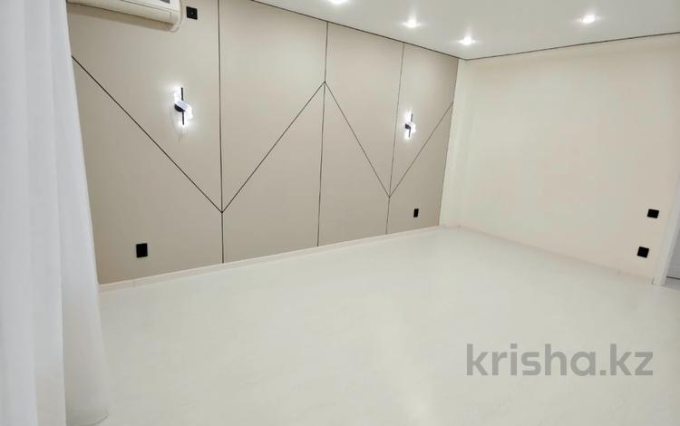 3-комнатная квартира · 80 м² · 1/9 этаж, мкр Нурсая, Уральск, мкр Жана Орда 3 за 30 млн ₸ в Атырау — фото 2