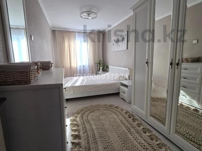 3-бөлмелі пәтер · 57 м² · 4/5 қабат, Кабанбай батыра 12, бағасы: 22.5 млн ₸ в Шымкенте, Енбекшинский р-н