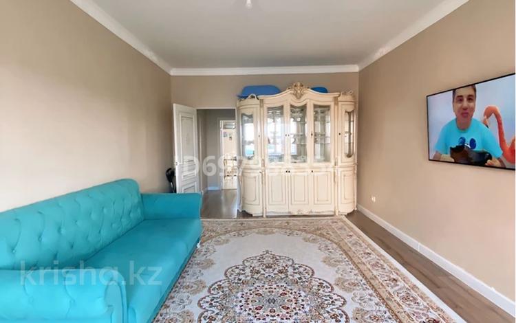 3-комнатная квартира · 74 м² · 4/6 этаж, мкр. Алмагуль, Алмагуль 28 — 7 поликлиника за 25.5 млн ₸ в Атырау — фото 2