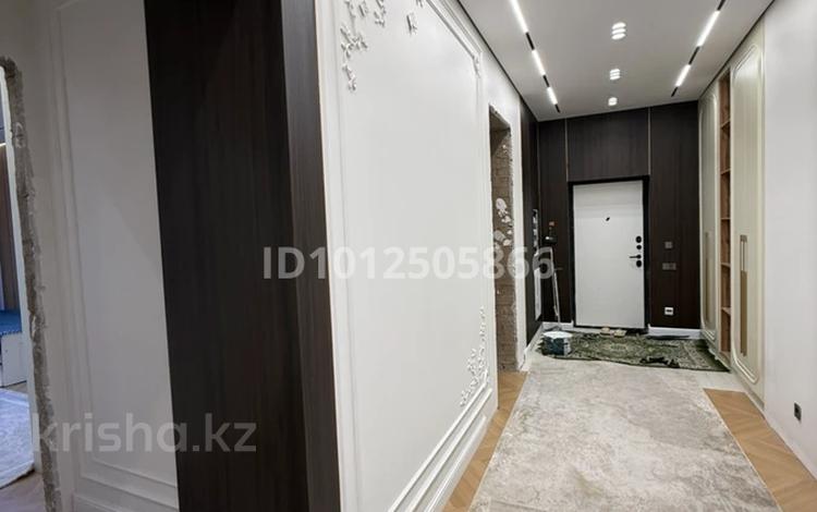 4-комнатная квартира · 128 м² · 5/12 этаж, Е-15 16 за 99 млн ₸ в Астане, Нура р-н — фото 2