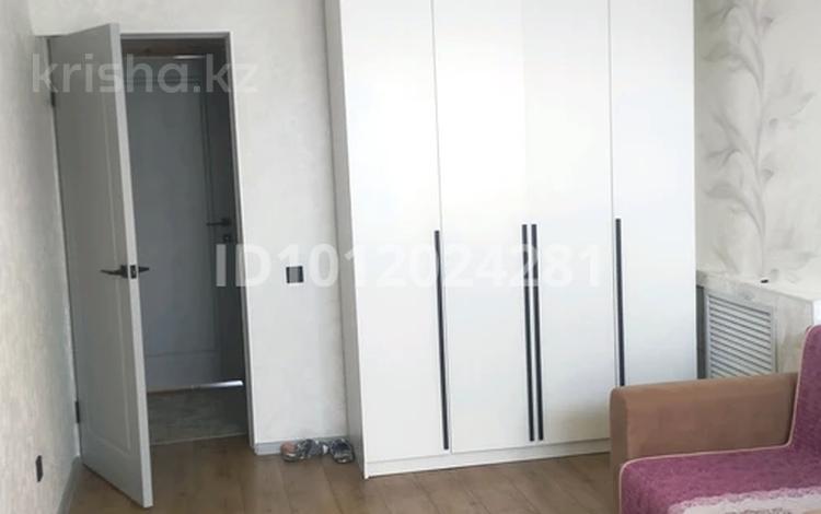 4-комнатная квартира · 92 м² · 4/5 этаж, 14-й мкр. 28 за 28 млн ₸ в Актау, 18-й мкр  — фото 2
