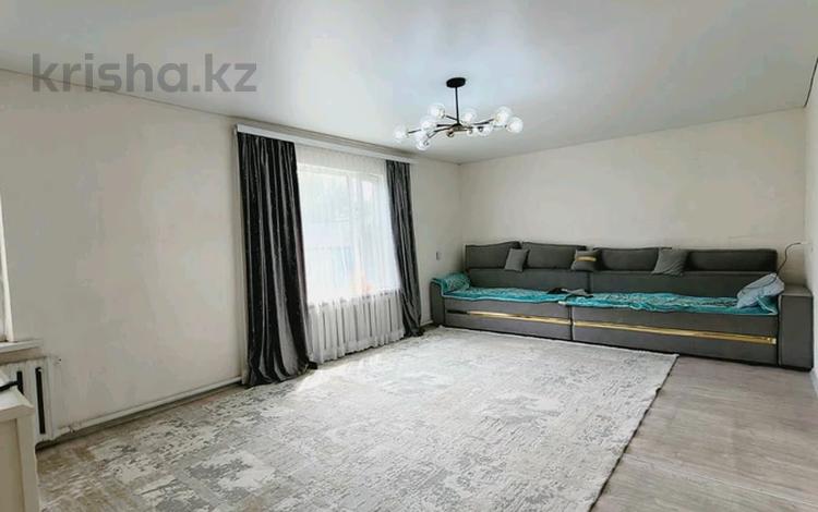 Отдельный дом · 3 комнаты · 85 м² · 6.6 сот., Бобровка за 12 млн ₸ в Семее — фото 2
