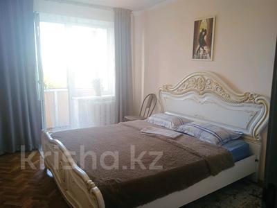 2-комнатная квартира · 54 м² · 3/10 этаж, 8 марта 102 за 2 000 〒 в Семее