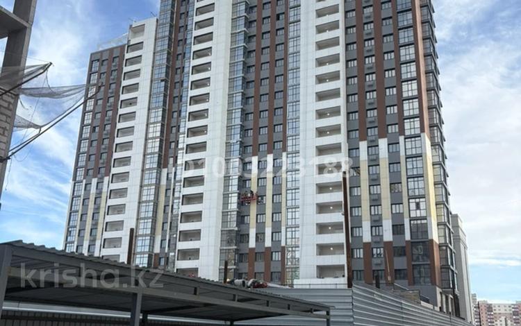 3-бөлмелі пәтер · 88.6 м² · 6/18 қабат, мкр Новый Город, Волочаевская 1, бағасы: ~ 39.9 млн ₸ в Караганде, Казыбек би р-н — фото 16