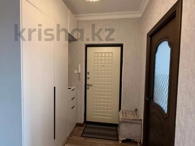 2-бөлмелі пәтер · 60 м² · 3/9 қабат, мкр Аксай-1 11/7 — Саина, бағасы: 42.6 млн ₸ в Алматы, Ауэзовский р-н