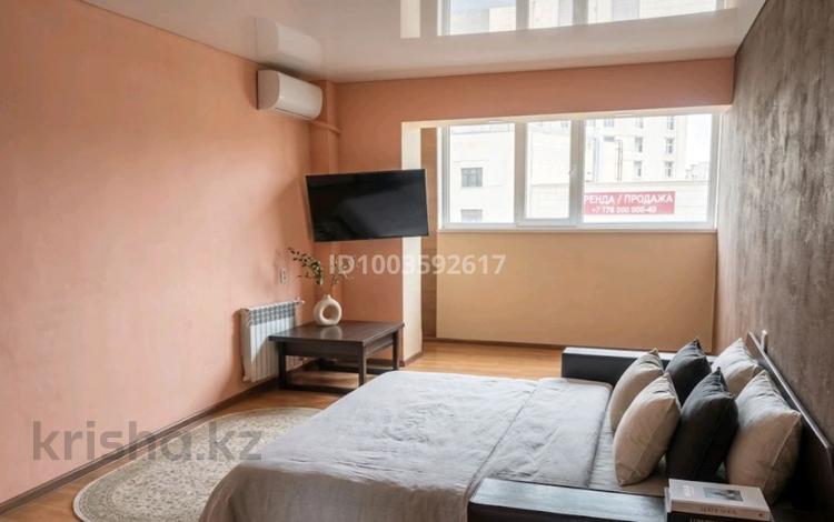 3-бөлмелі пәтер · 90 м² · 2/10 қабат, 11-ш/а. 8, бағасы: 21 млн ₸ в Актау, 11-й мкр — фото 2