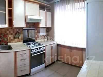 1-комнатная квартира · 43 м² · 8/16 этаж, мкр Юго-Восток, Бауыржан Момышулы за 8 000 ₸ в Караганде, Казыбек би р-н
