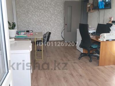 3-бөлмелі пәтер · 60 м² · 4/5 қабат, мкр Юго-Восток, мкр Юго-Восток, 30й микрорайон 21, бағасы: 19.5 млн 〒 в Караганде, Казыбек би р-н