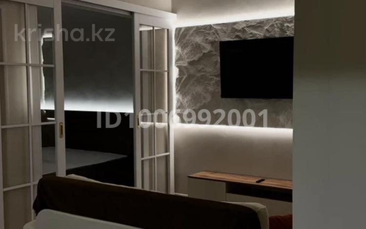 2-бөлмелі пәтер · 40 м² · 5/9 қабат, мкр Юго-Восток, Мкр Юго-Восток, Шахтеров 68, бағасы: 290 000 〒 в Караганде, Казыбек би р-н — фото 3