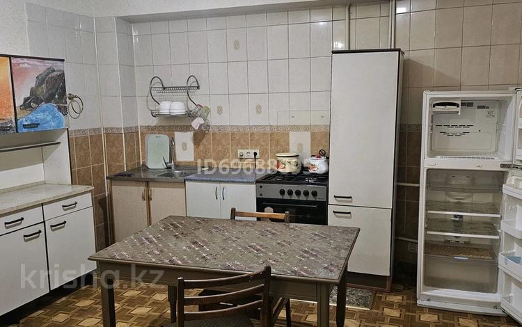 3-комнатная квартира · 61 м² · 2/4 этаж, Радостовца 177Б — Джандосова радостовца за 300 000 ₸ в Алматы, Бостандыкский р-н — фото 2