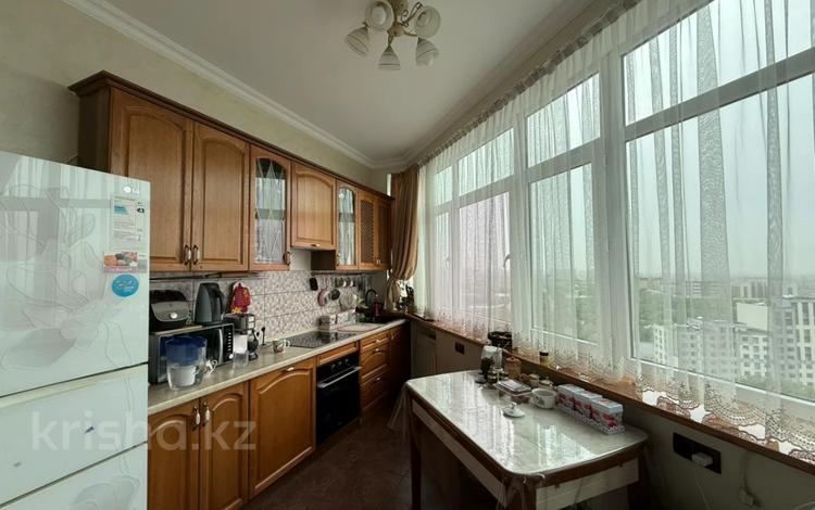 3-комнатная квартира · 122 м² · 17/18 этаж, Муканова за 115 млн ₸ в Алматы, Алмалинский р-н — фото 34