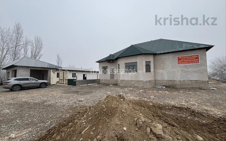 Жеке үй · 6 бөлме · 240 м² · 50 сот., Утенов 12A — Сауран Шорнақ ауылы, бағасы: 75 млн 〒 в Туркестане — фото 2